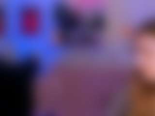 Live-Cam-Show mit prettyamyy - Smoking auf Camsoda