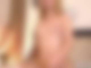 Live cam show with Sia-Foxx01 - Thin on Latina Girls