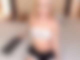 Sia-Foxx01's Live Sex Cam Show