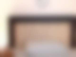 Sia-Foxx01's Live Sex Cam Show