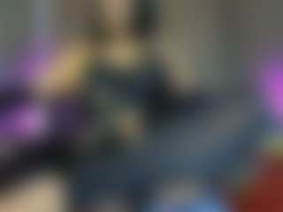 tsqueenanaxl's Live Sex Cam Show