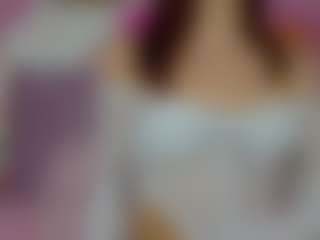 Live cam show with Velinahoney - Genital Piercings on Streamer API