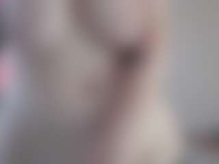 velyraxi5's Live Sex Cam Show
