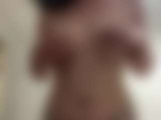 Live cam show with AlinaShankin - Teasing on Camsoda
