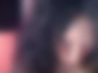 Live cam show with Mistress Annie - Hairy Pussy on Instabang