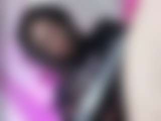 Live cam show with barbie-devon - Amateur Curvy on AdultVida.com