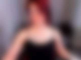 Live cam show with DaryBrown - Flirty on Milf Play