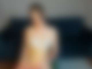Live cam show with Debra-Wadeee - Hazel Eyes on milfzrlive.com