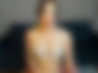 Live cam show with Debra-Wadeee - Dance on alttransgirls