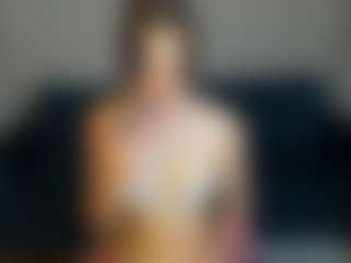 Live cam show with Debra-Wadeee - Upskirt on Milfs Live
