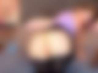 Debra-Wadeee's Live Sex Cam Show