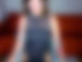 Live cam show with Debra-Wadeee - Upskirt on SpankPalCams