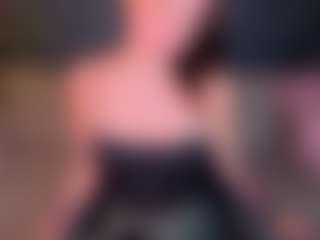 Live cam show with Debra-Wadeee - Thong on xheatlive.com