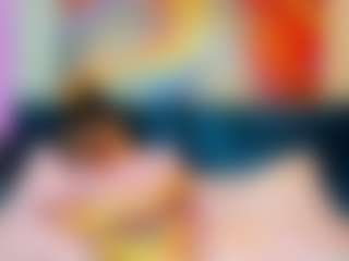 Live cam show with Debra-Wadeee - Body Massage on Hubzter Live