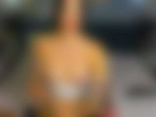 Debra-Wadeee's Live Sex Cam Show
