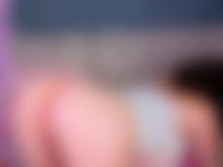 Live cam show with Debra-Wadeee - Dildo Or Vibrator on mypornchat.com