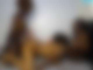 Spettacolo in cam dal vivo con DollyCookie - Lovense su Camsoda