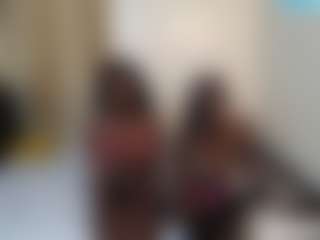 Live-sekscamshow van DollyCookie