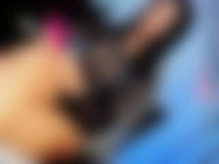 Live cam show with MARIANNAHOT-S7 - Tease on madthumbs