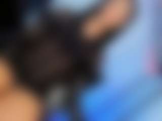 Live cam show with MARIANNAHOT-S7 - Smoking on Soda Cam