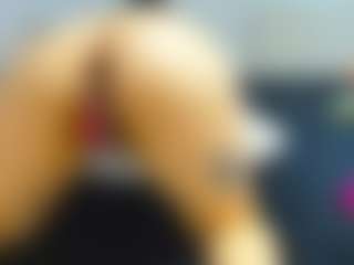 roxytattoo's Live Sex Cam Show