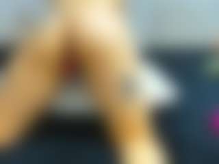 roxytattoo's Live Sex Cam Show