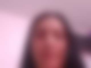 Scarletedwars MILF webcam performer live streaming