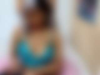 Live cam show with WildLittleKittyxoxo - Brown Eyes on Camming Site