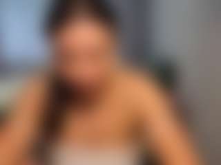 Live cam show with Tanita-Moon - Brown Eyes Brown Hair on Camsoda