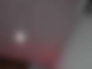 EMMAA-WALTON's Live Sex Cam Show