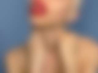 EvaMester MILF webcam performer live streaming