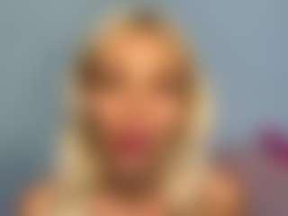 Live cam show with EvaMester - Blonde Hair MILF on Gym Cam Girls
