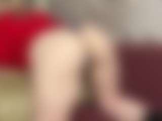 Live cam show with MarioVandewater - Athletic College on Gym Cam Girls