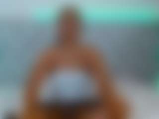 NoiraVale's Live Sex Cam Show