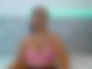 NoiraVale's Live Sex Cam Show