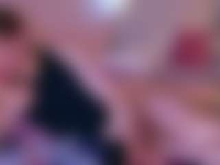 Live cam show with WilliamJensen - Teen Boy 18 on Camsoda