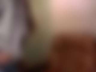 Live cam show with DianeCare - Green Eyes on livesuperchat.net