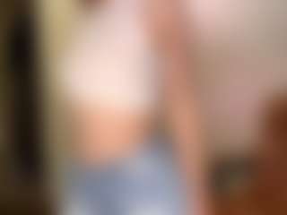 Live cam show with DianeCare - Dp on Cam Slut