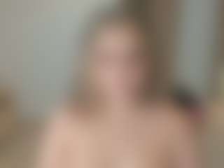 IrinaSiilver's Live Sex Cam Show