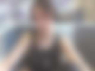 Live cam show with TessaVahey - College Latina on Free Soda