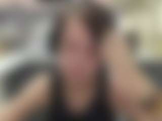 Live cam show with TessaVahey - Green Eyes on Milfs Live