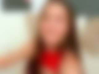 Live cam show with Ammira - Deepthroat on Fling VIP Chat