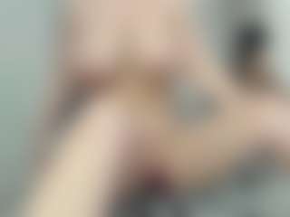 cloudykittylove's Live Sex Cam Show