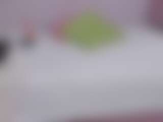 Live cam show with saraa-rose - Lovense on chickslive.net