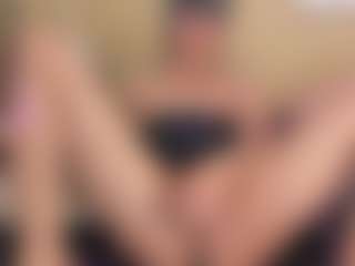 Yakitaii's Live Sex Cam Show