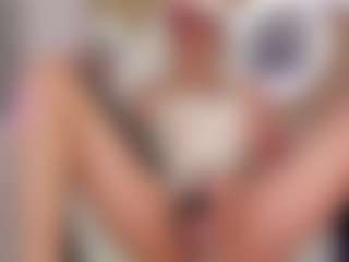 Yakitaii's Live Sex Cam Show