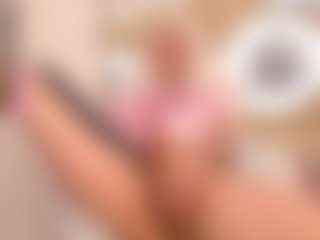 Yakitaii's Live Sex Cam Show