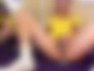 Yakitaii's Live Sex Cam Show