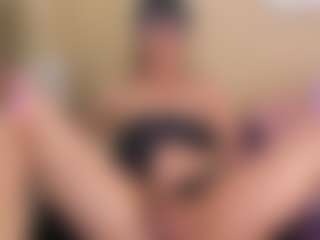 Yakitaii's Live Sex Cam Show