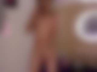 Spettacolo in cam dal vivo con Yakitaii - Trimmed su Camsoda